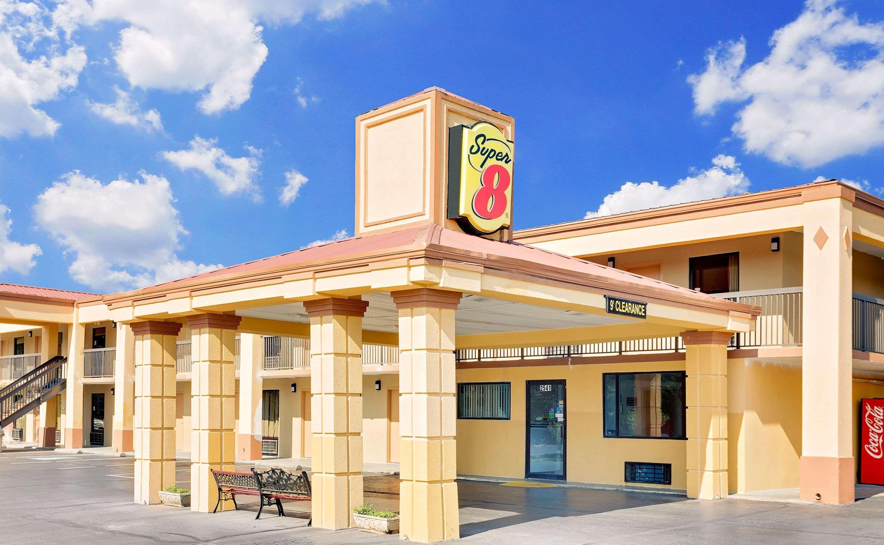 Motel Super 8 By Wyndham Athens Esterno foto